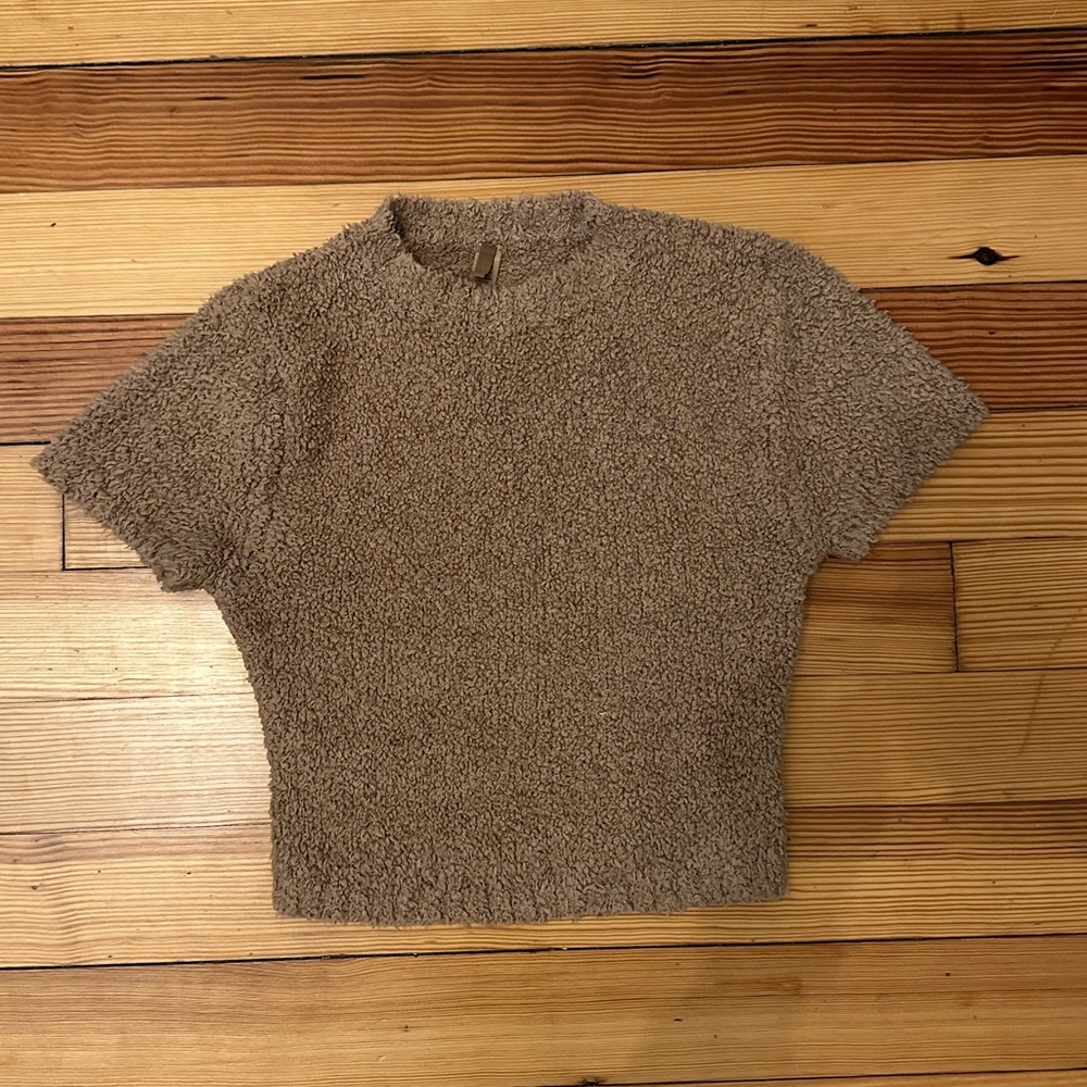 SKIMS Cropped Cozy Top. Size S/M